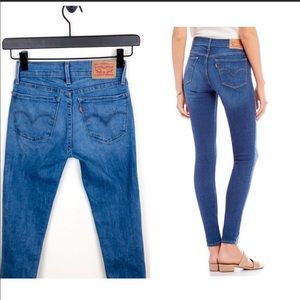 Levi’s 710 super skinny jeans